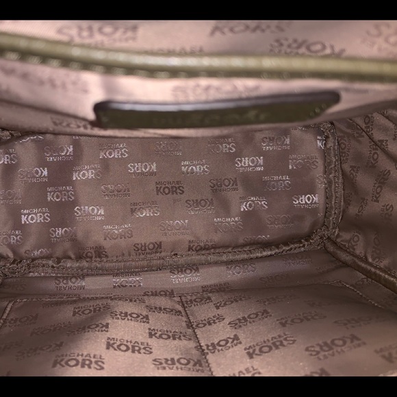 MK Backpack - Picture 4 of 7